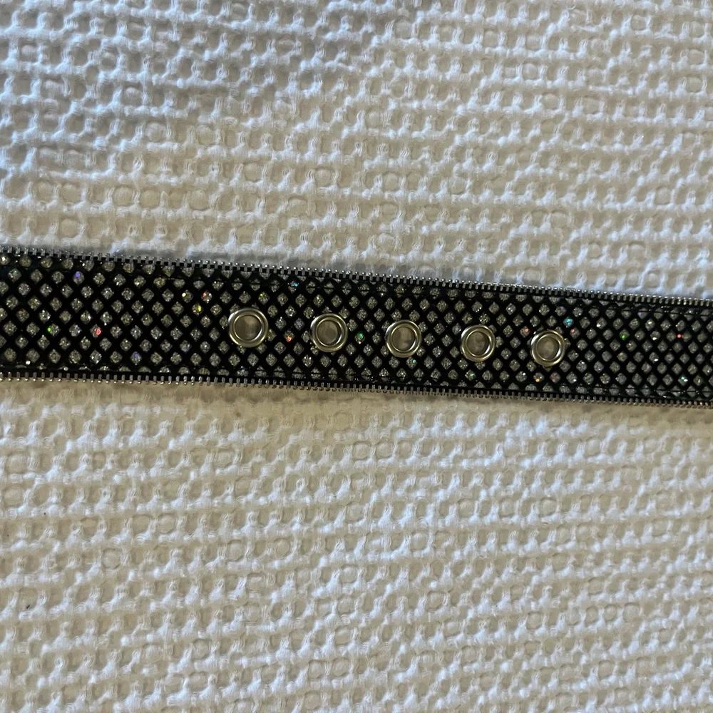 Black and Silver Shiny Glitter Sparkly Disco Party Rhinestone Belt - Picture 3 of 6